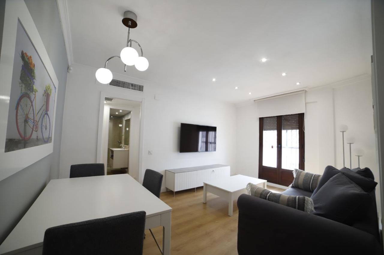 Apartamento En San Basilio Junto A Torre De Belen Córdoba Exteriör bild